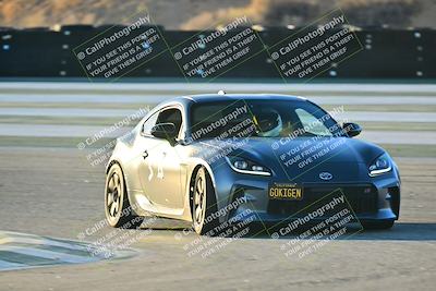 media/Nov-02-2025-Speed Ventures (Sun) [[61724e2e34]]/Yellow/Session 4/